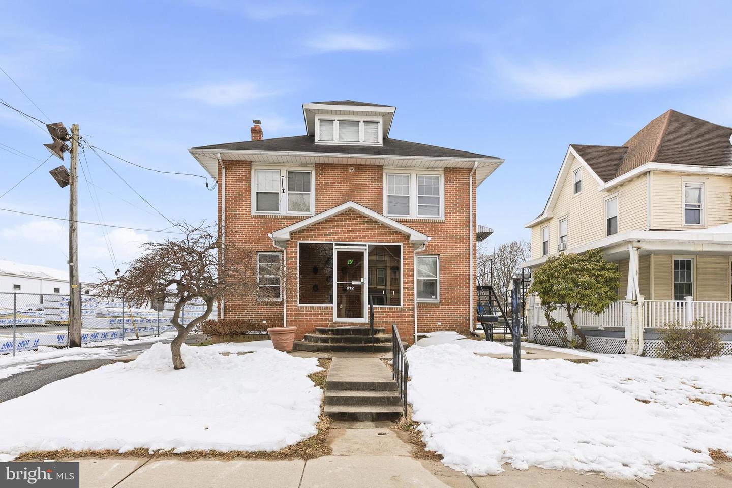212 W Main Street