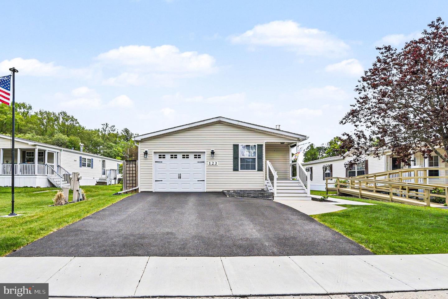 123 Woods Way, Elkton