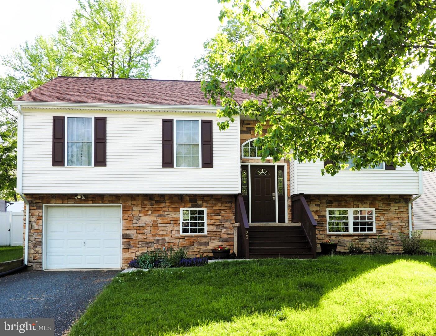 25 Jesse Boyd Circle