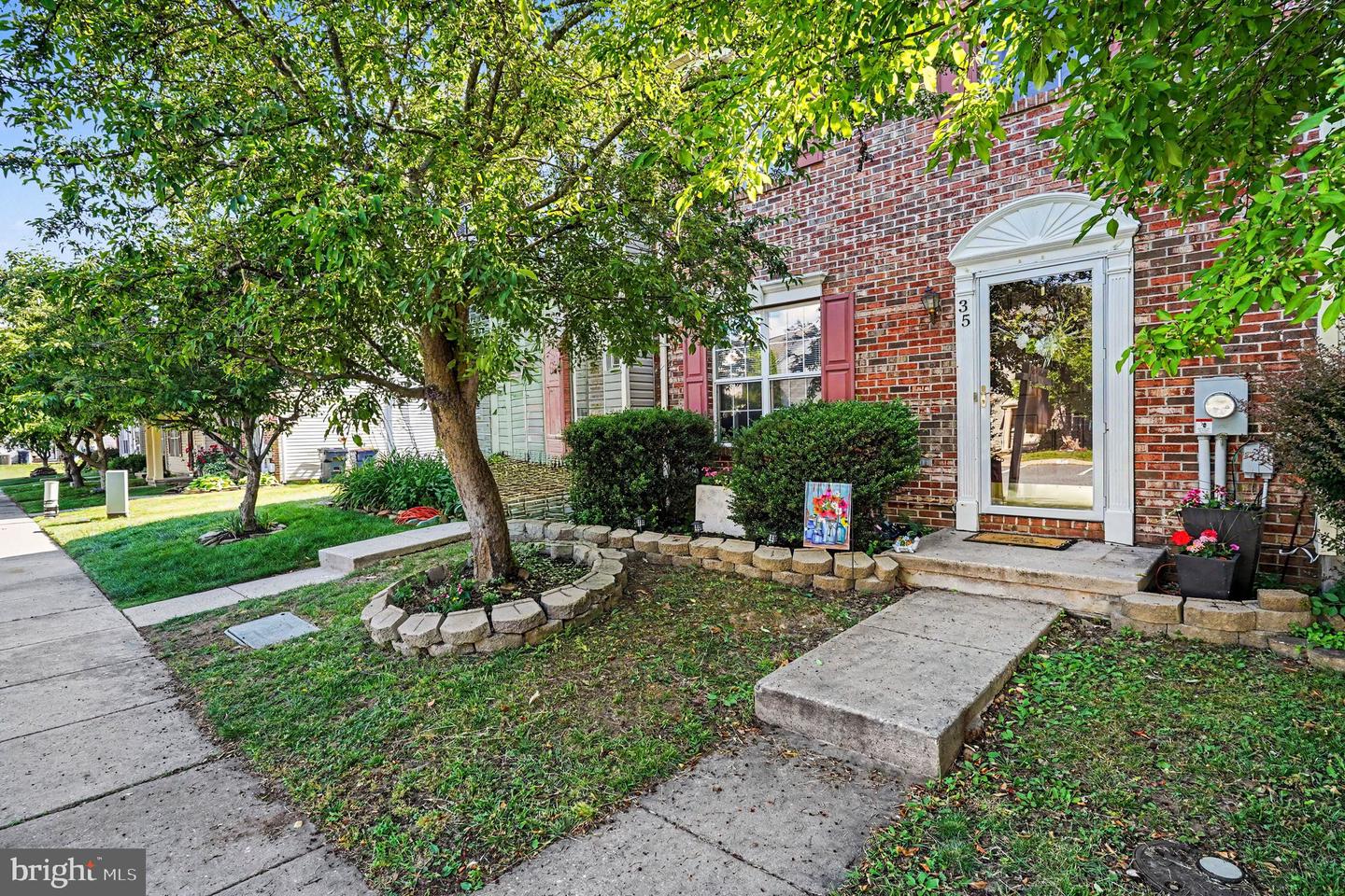 35 Chartwell Court, Perryville