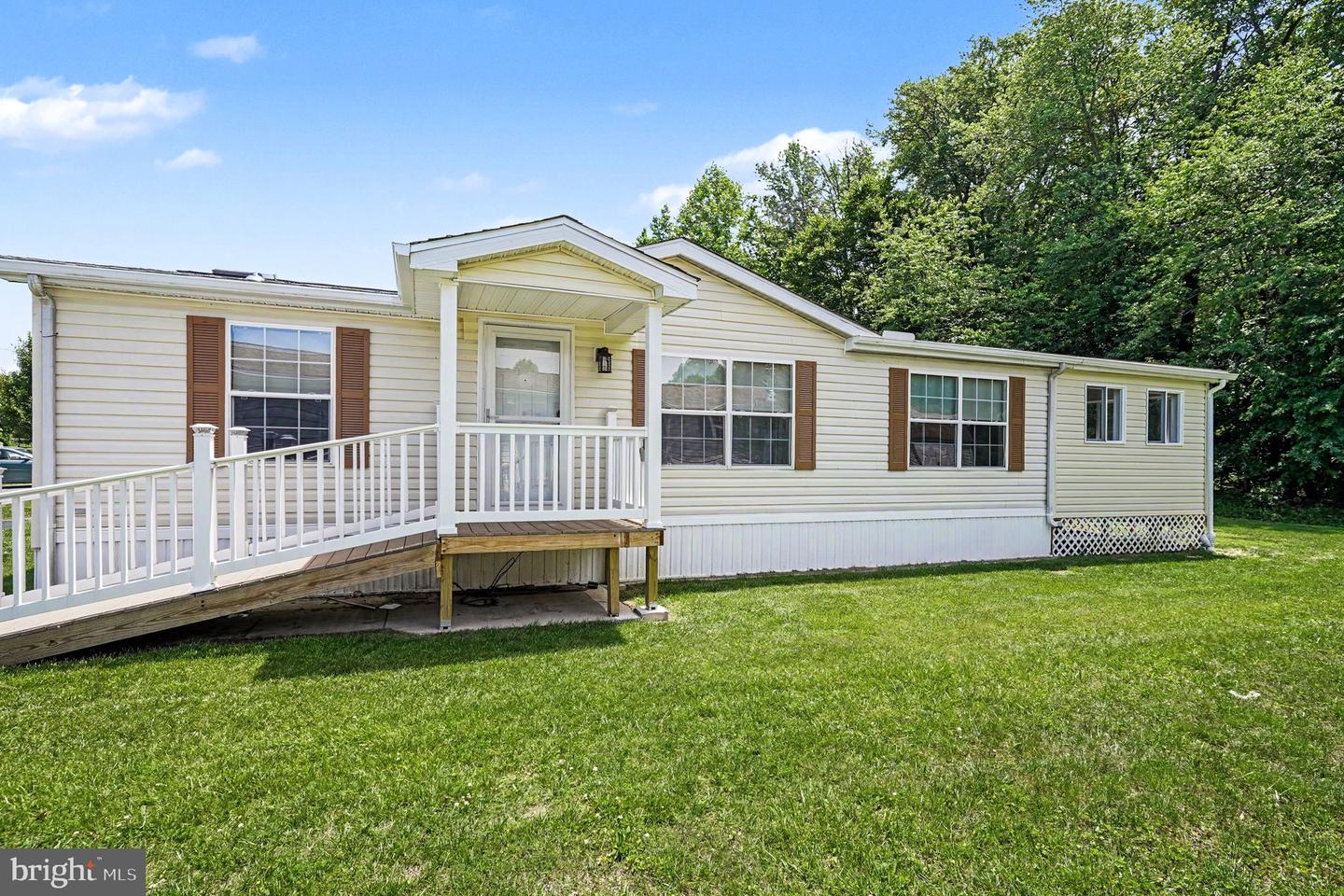 226 Woods Way, Elkton