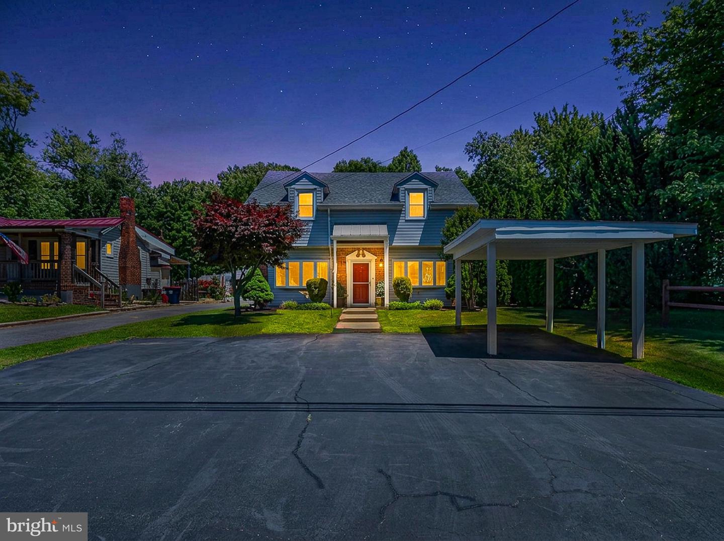 906 Frenchtown Road