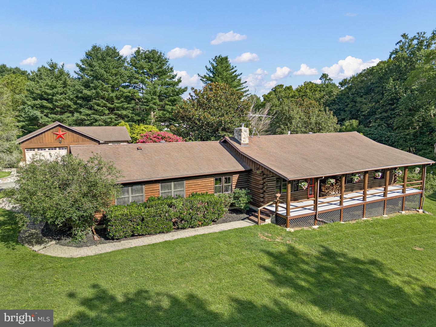 938 Leeds Road
