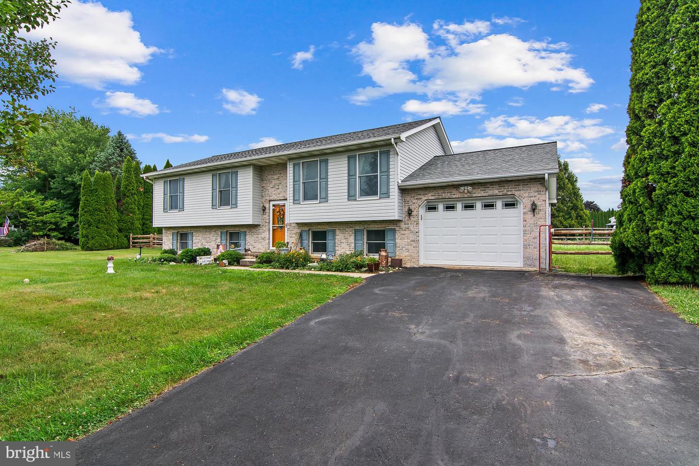 193 Hitching Post Drive