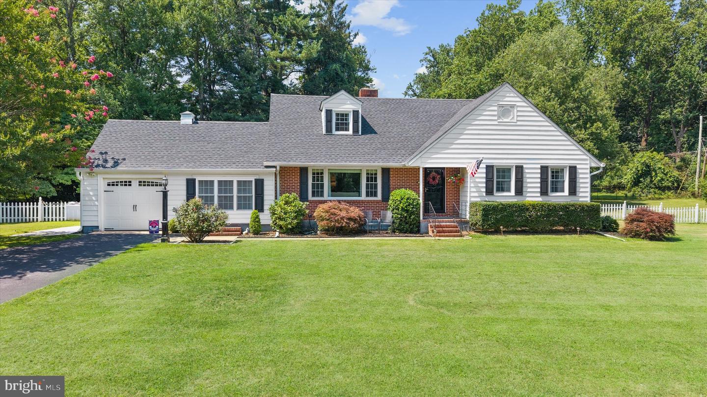 1 Oak Road, Elkton