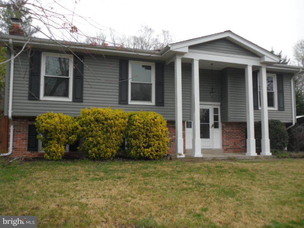 5016 Skylark Drive, La Plata