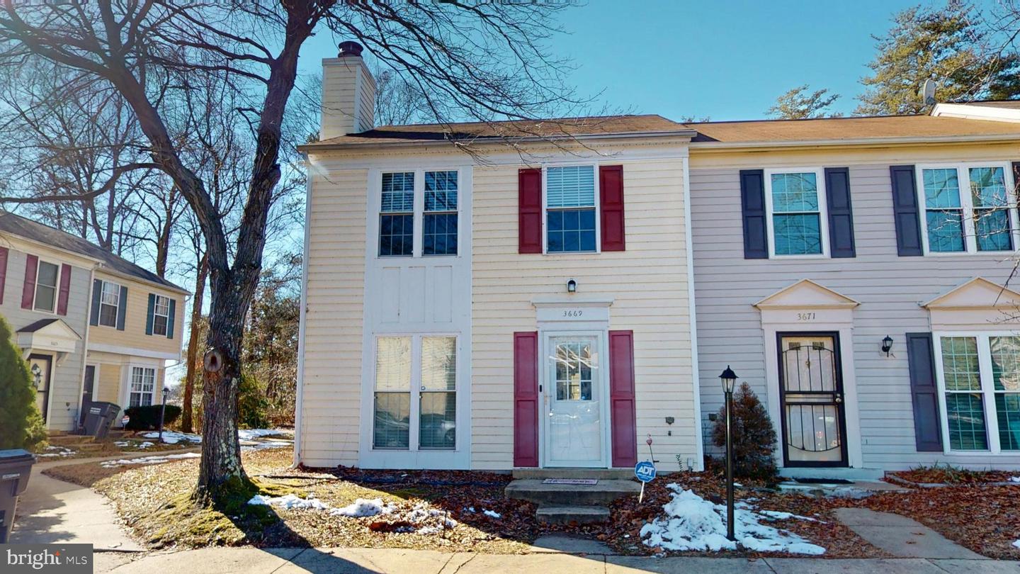3669 Kempsford Field Place, Waldorf