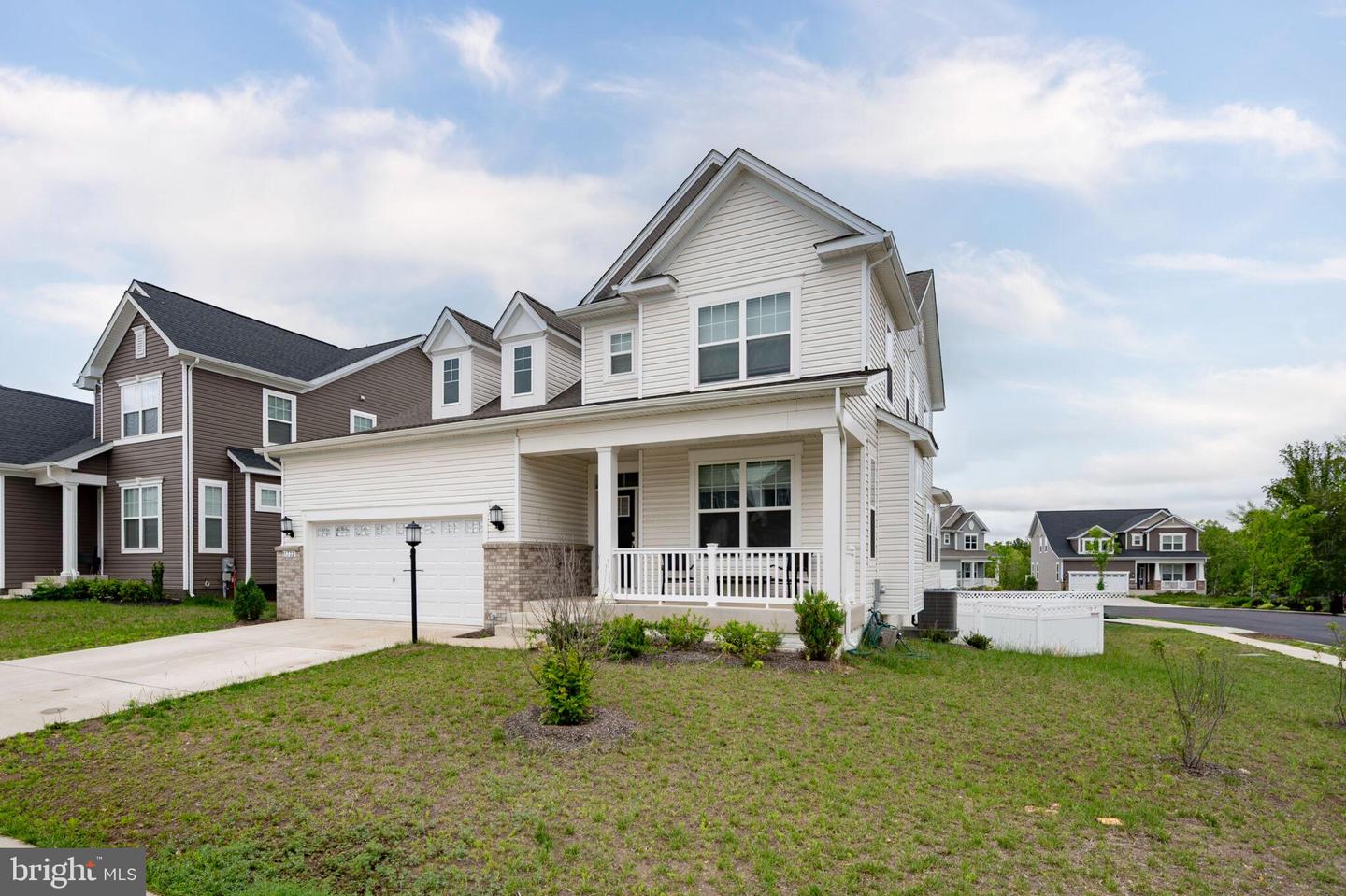 11732 Ian Fleming Ln, White Plains