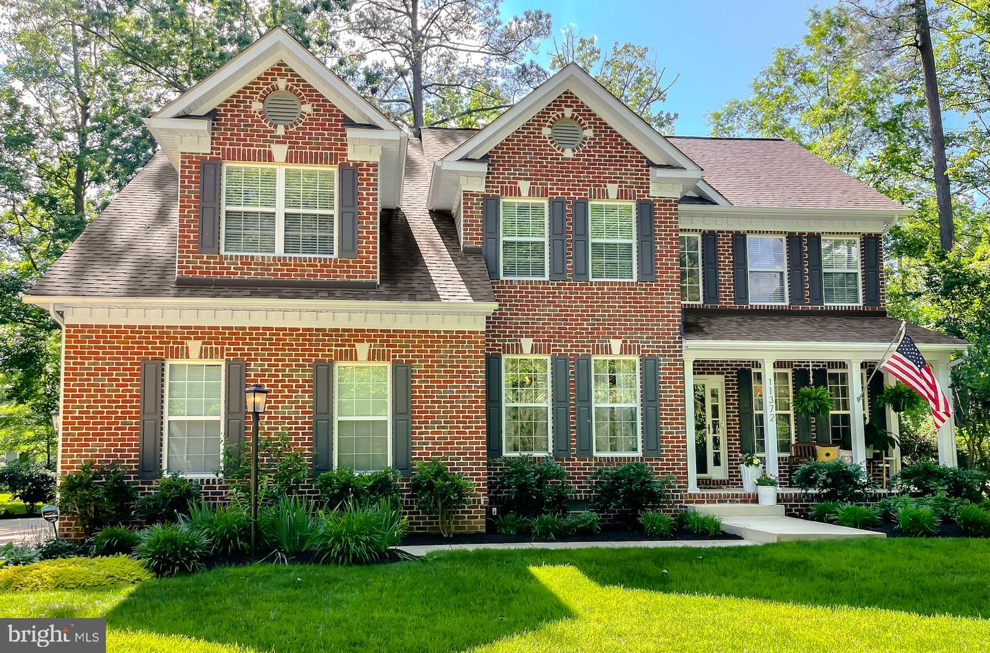 11372 Wollaston, Swan Point