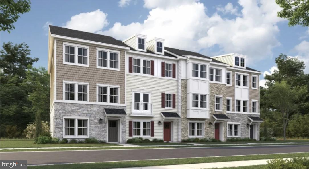 10576 Roundstone Ln, White Plains