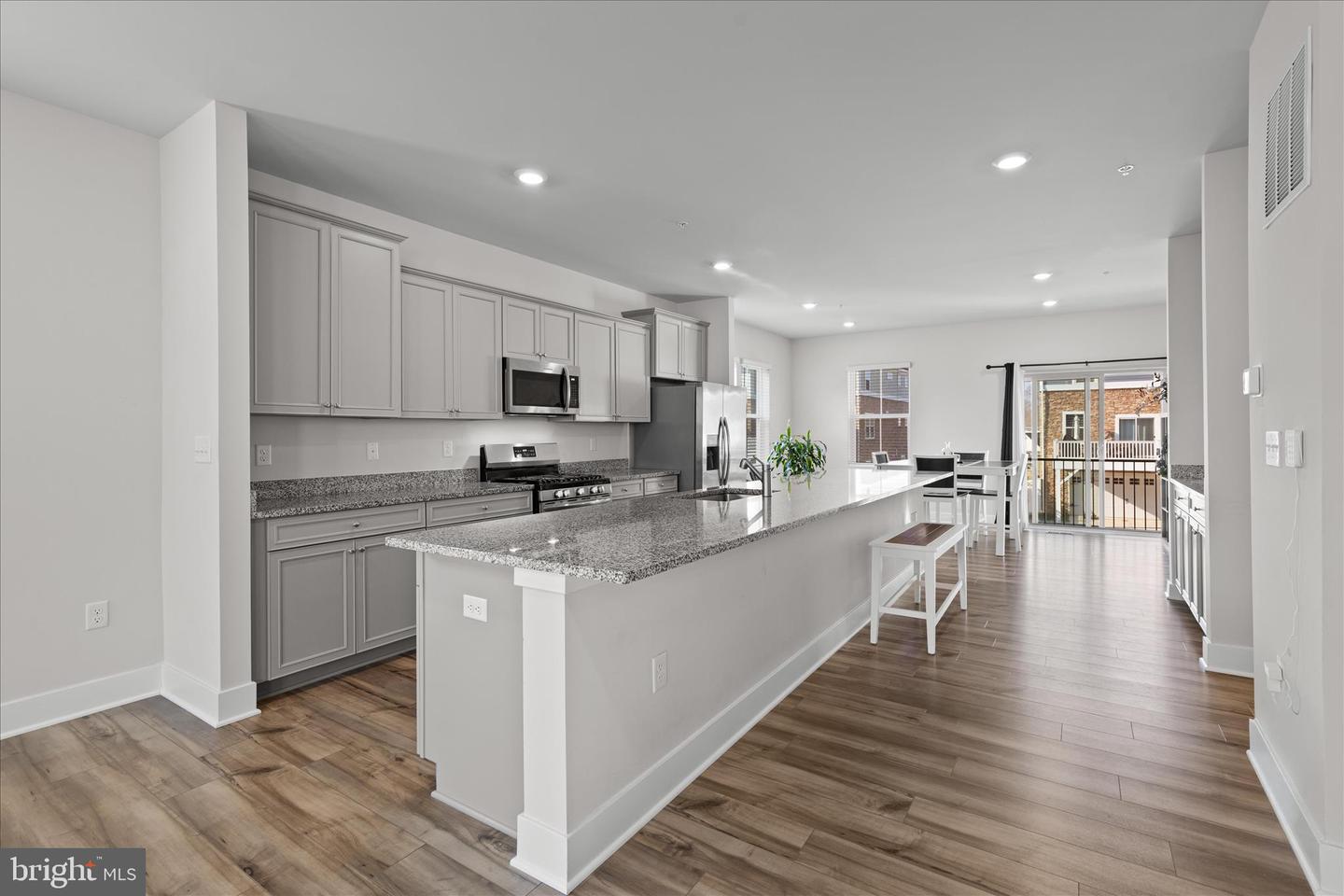 4108 Hatley Place, White Plains