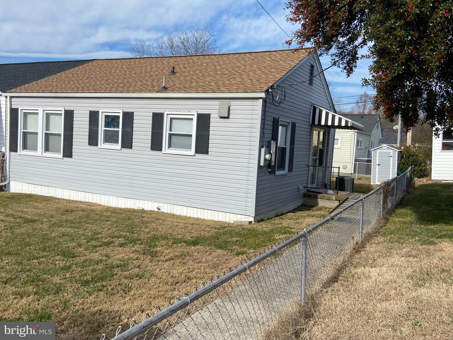 52 Circle Ave