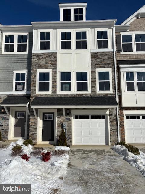 10967 Barnard Place, White Plains