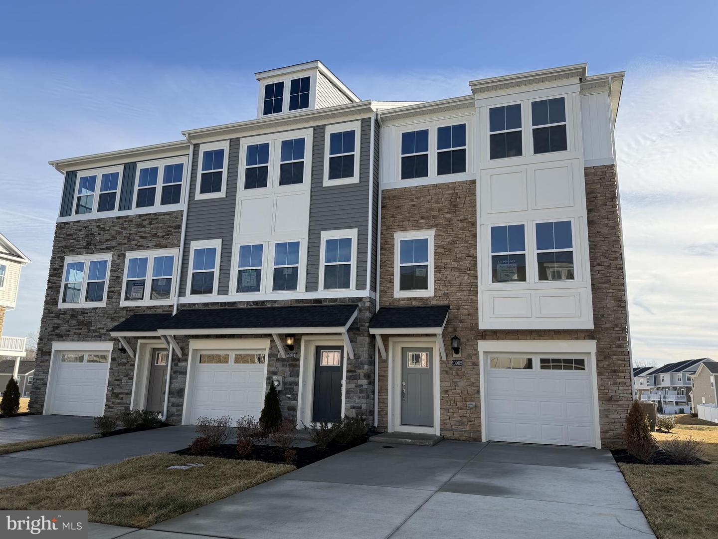 10982 Barnard Place, White Plains