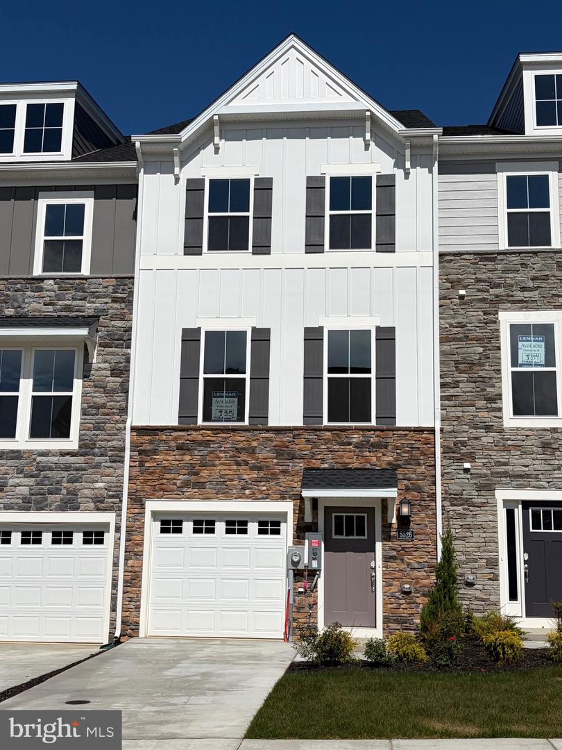5526 Aberdeen Place, White Plains