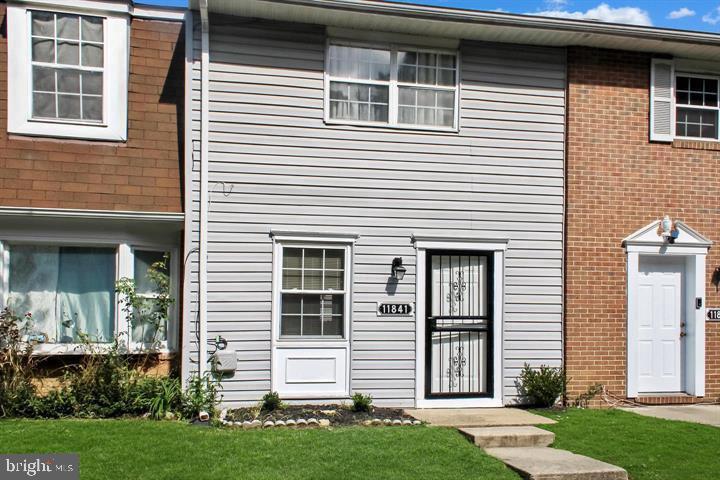 11841 Oak Manor Drive #39