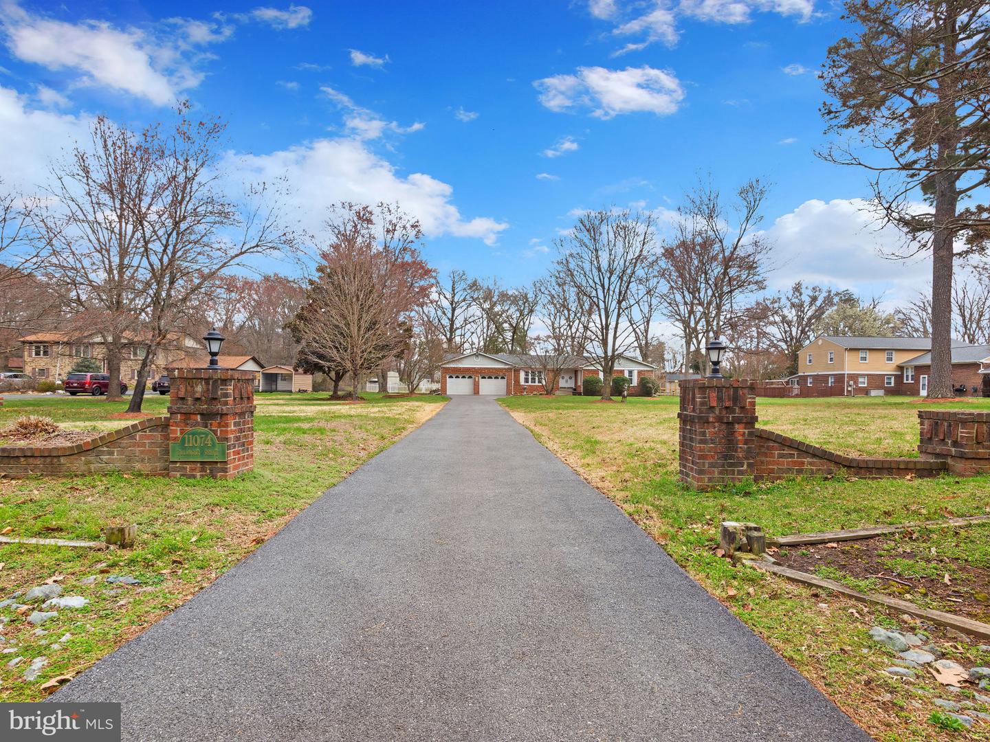 11074 Ellinger Drive, White Plains