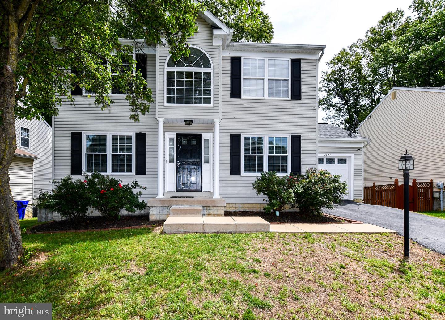 2424 Vidalia Court