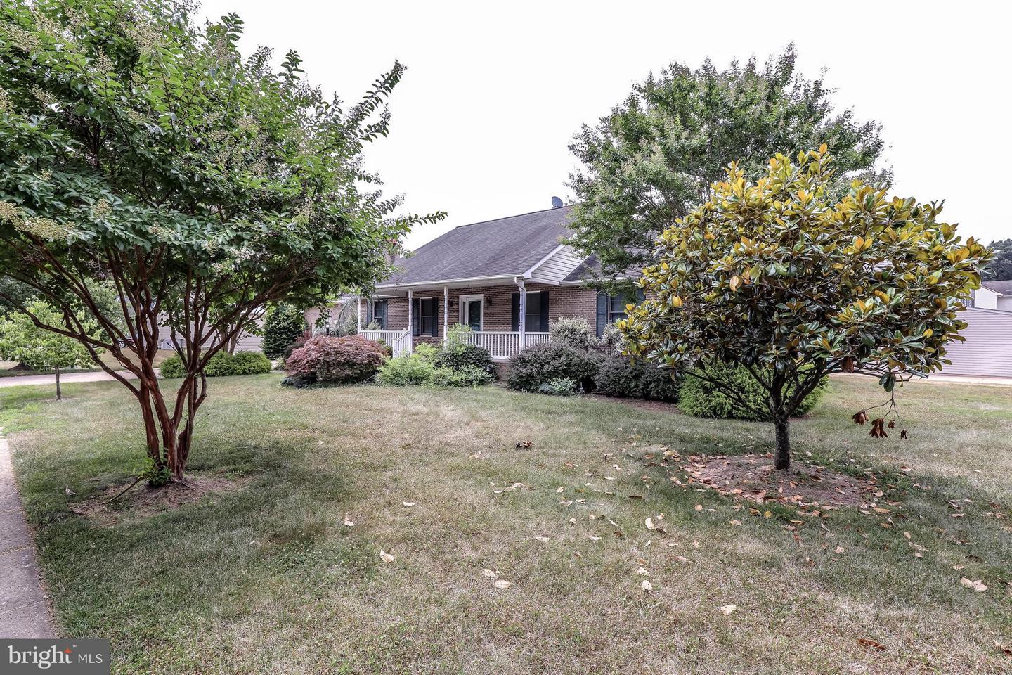 201 Shining Willow Way, La Plata