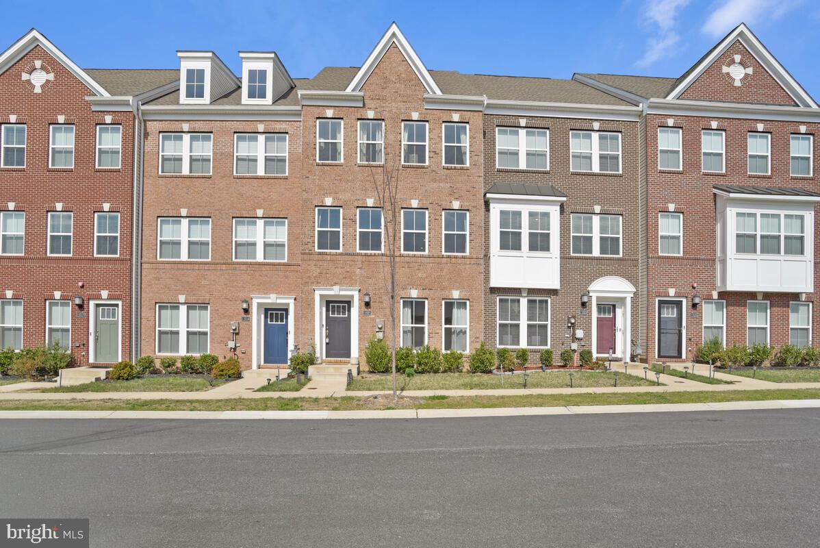 11521 Charlotte Bronte Lane, White Plains