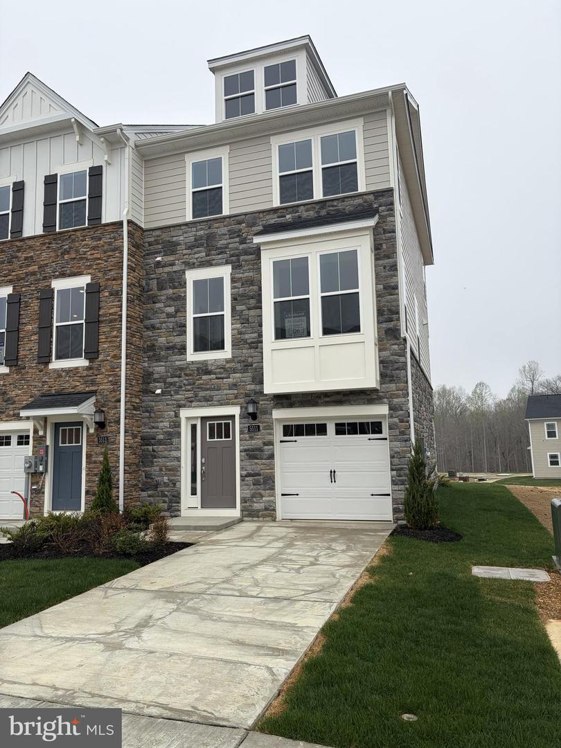 5511 Aberdeen Place, White Plains