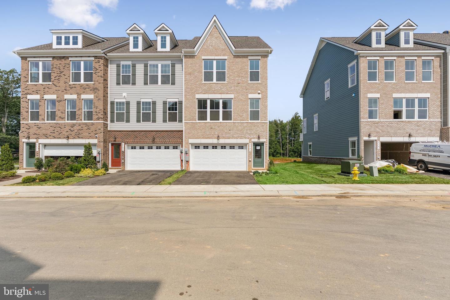 3156 Icehouse Place