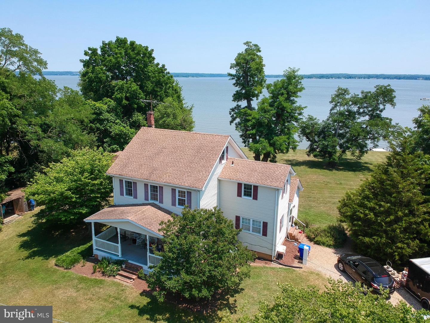 13922 River Road