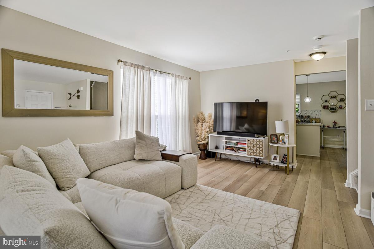2134 Racquet Place