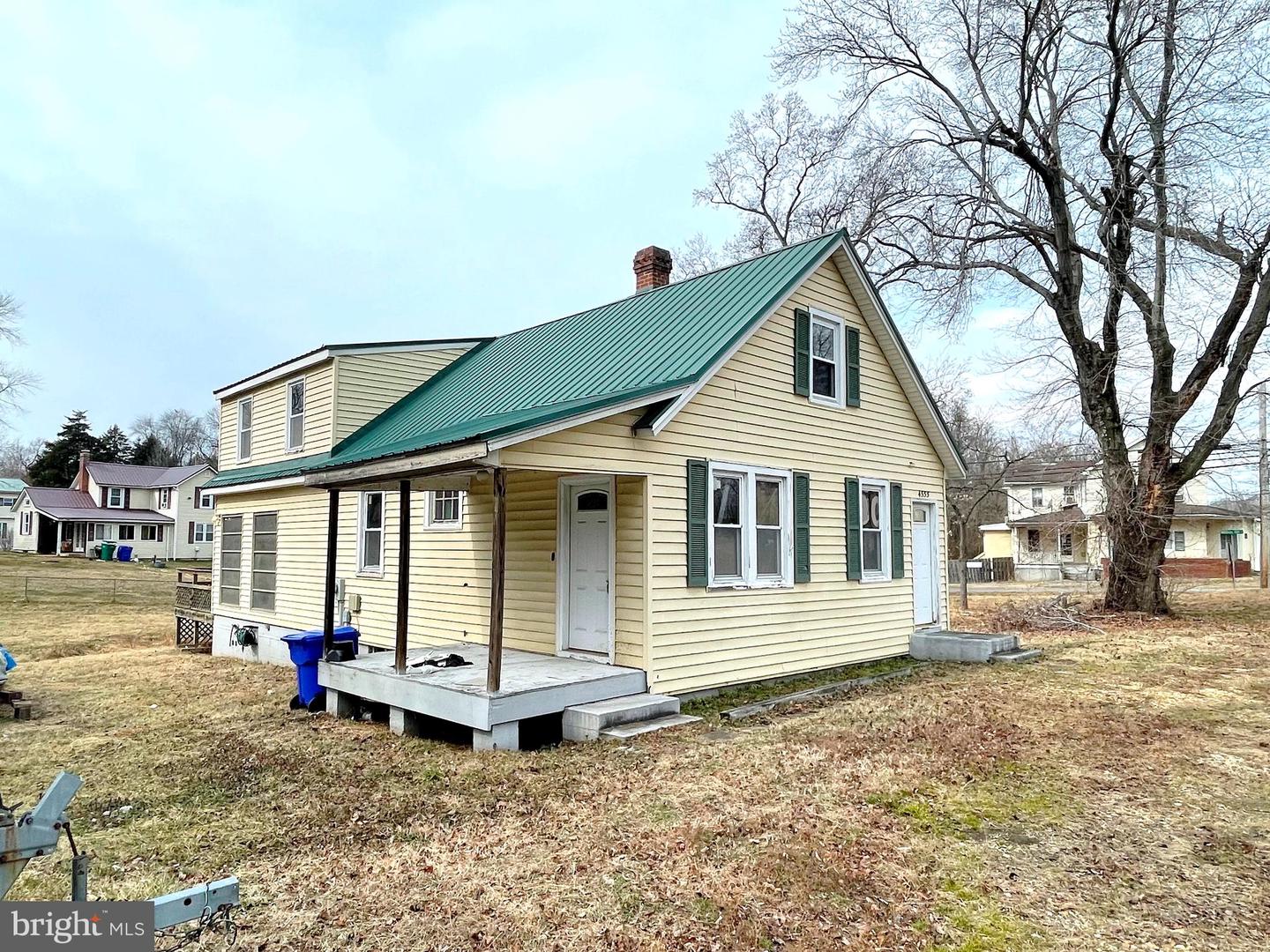 4555 Bicknell Road, Marbury