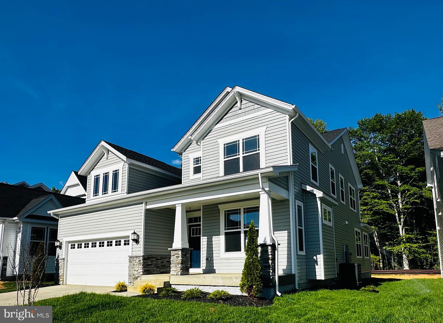 5438 Newport Circle, White Plains