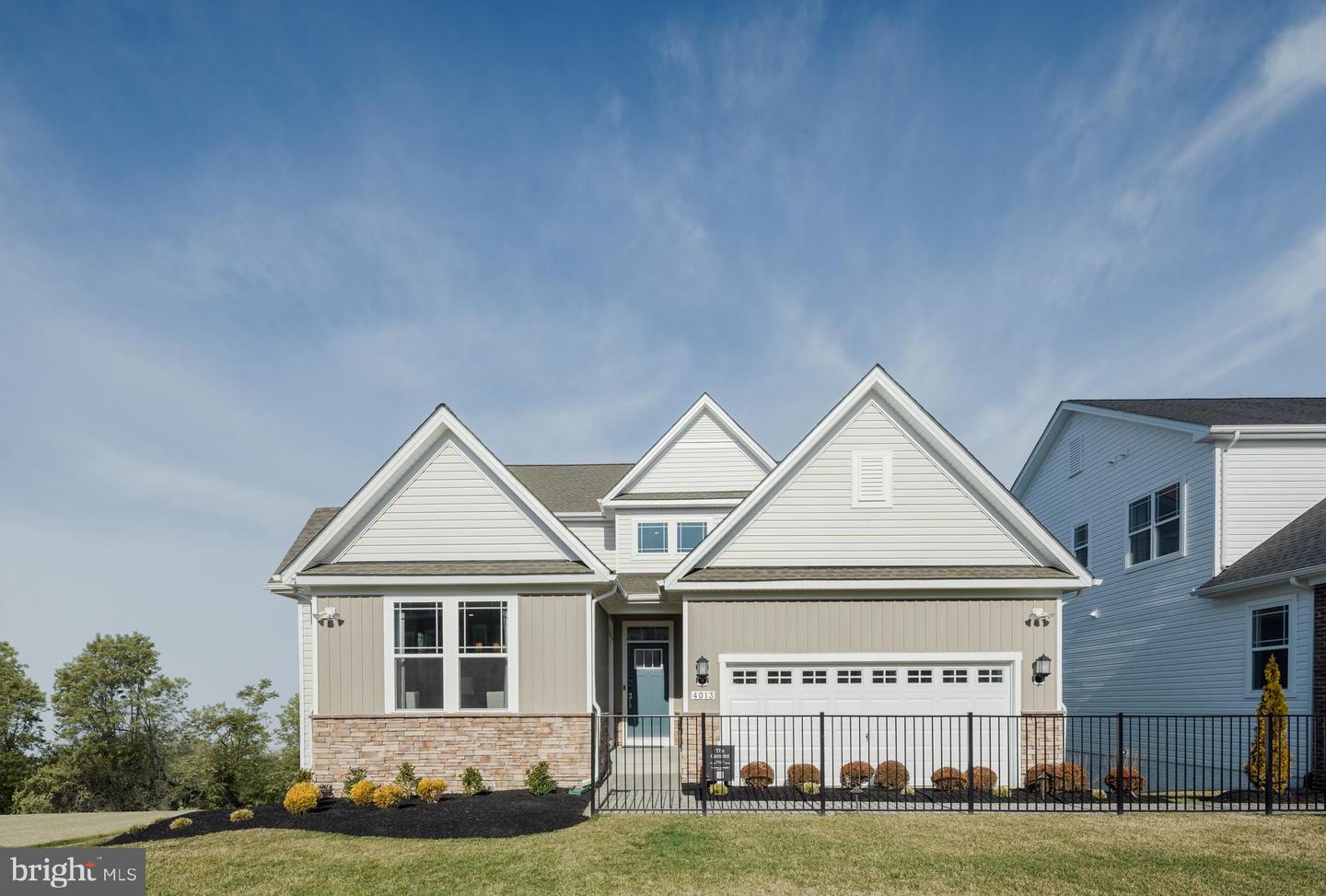 10528 Cosmos Ct
