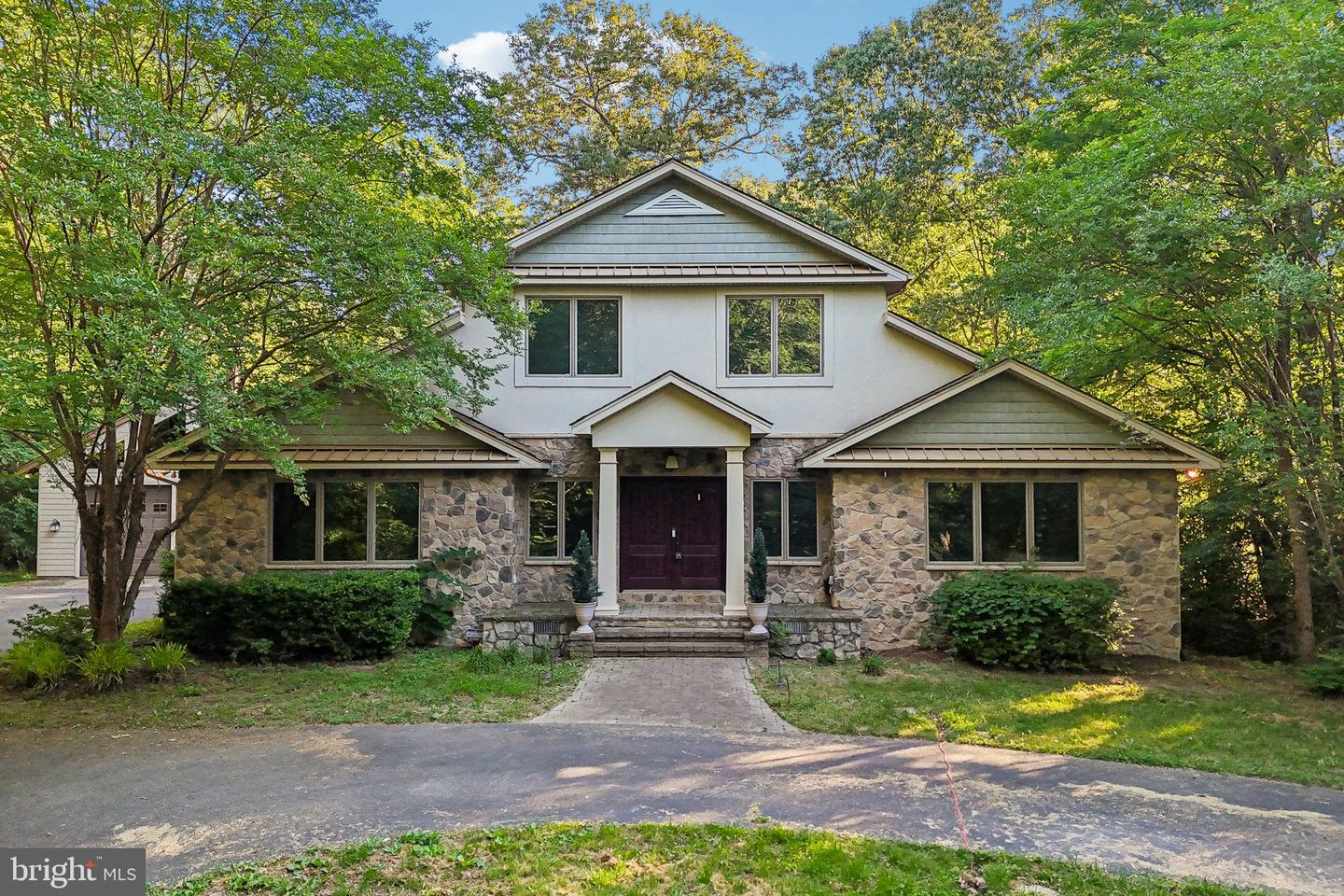 10060 Harmony Hill Lane