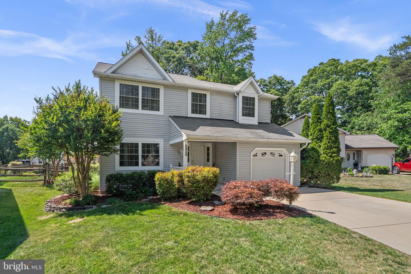 6830 Raccoon Ct