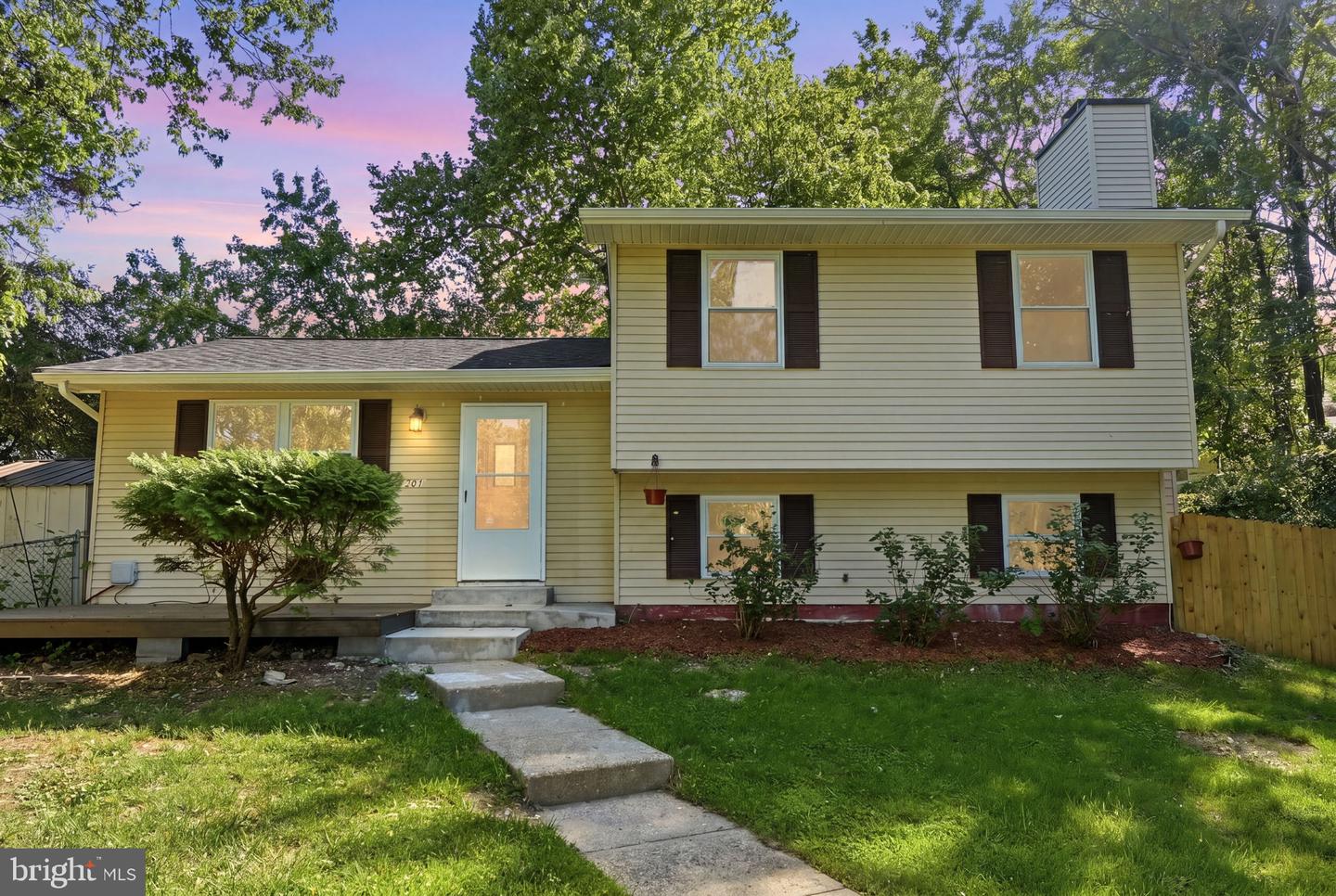 7251 Strawberry Place, Bryans Road