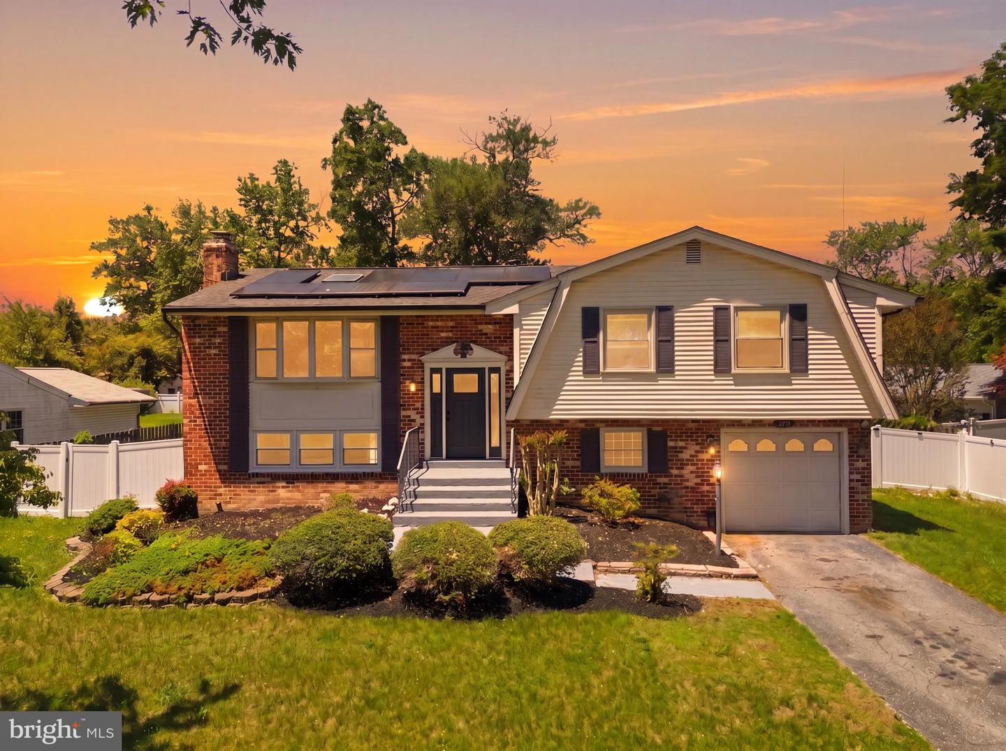 5418 Lucy Drive