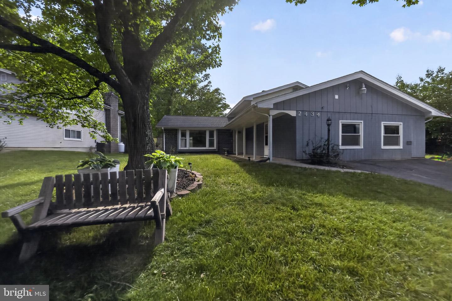 2434 Pinefield Road, Waldorf