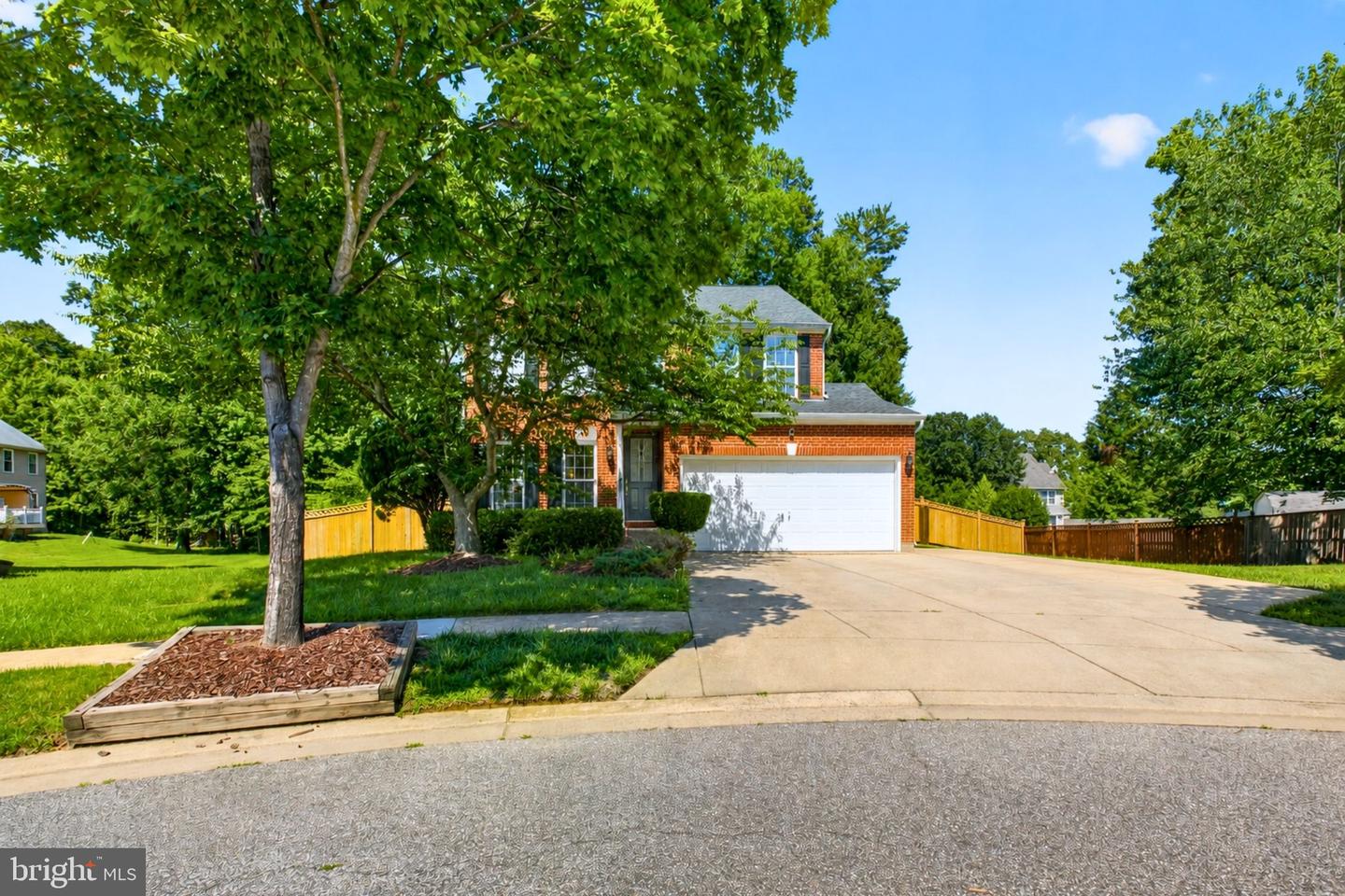 10166 Hubbard Court
