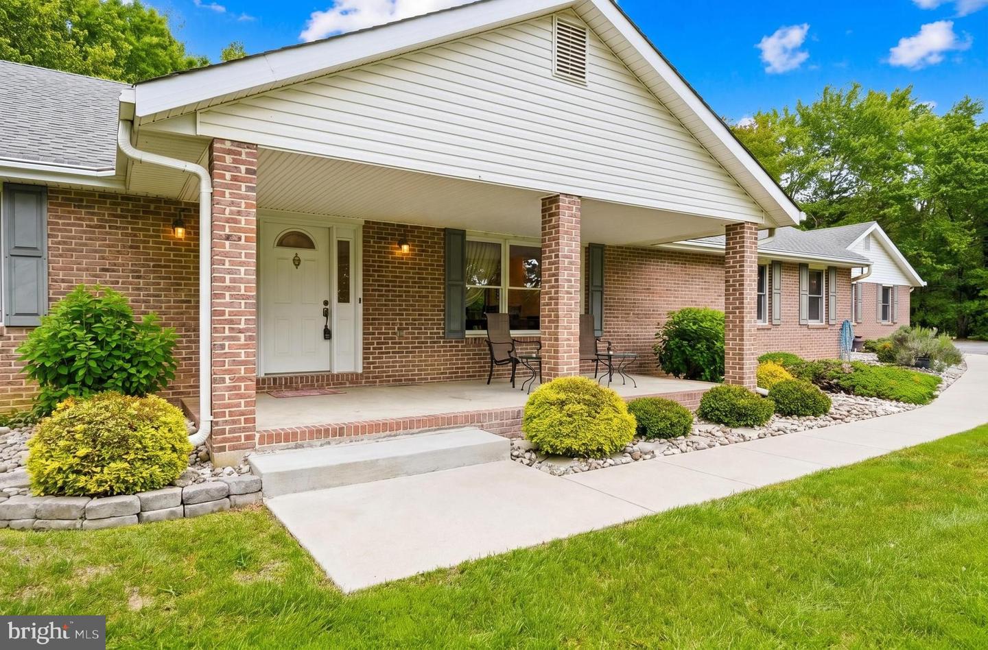 11600 Farm Drive, La Plata