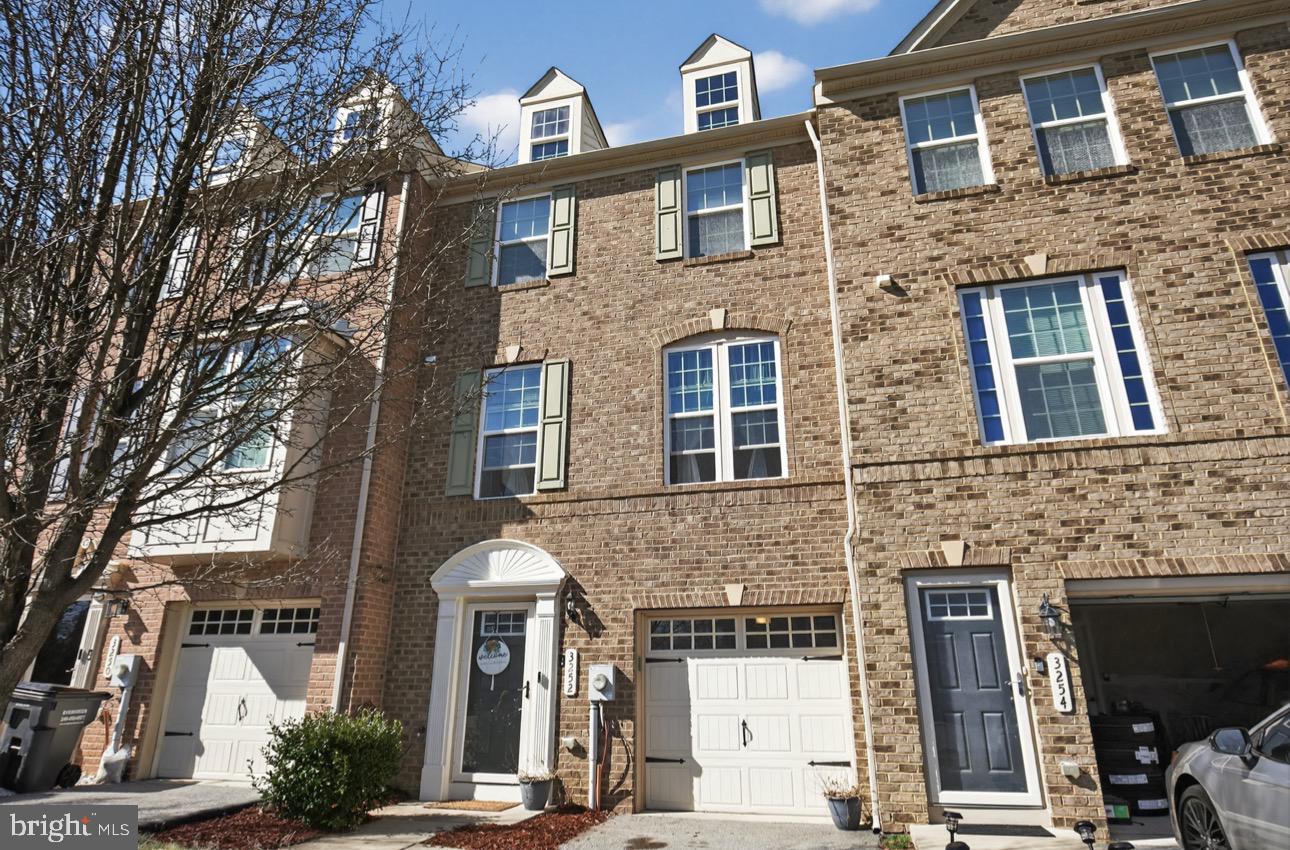 3252 Green Cove Place