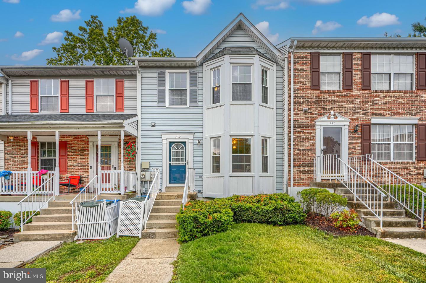 239 Charleston Court, La Plata