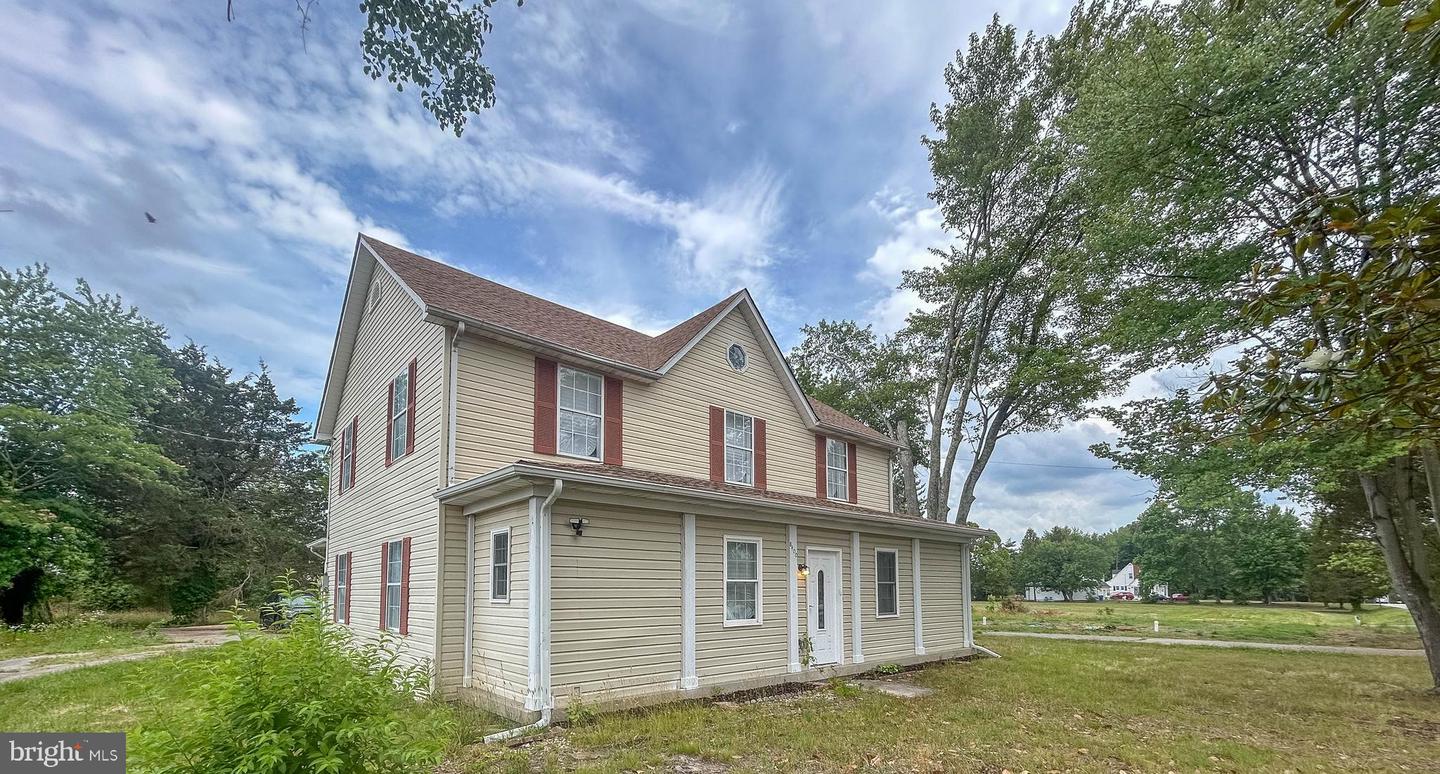 8400 Penns Hill Road, La Plata
