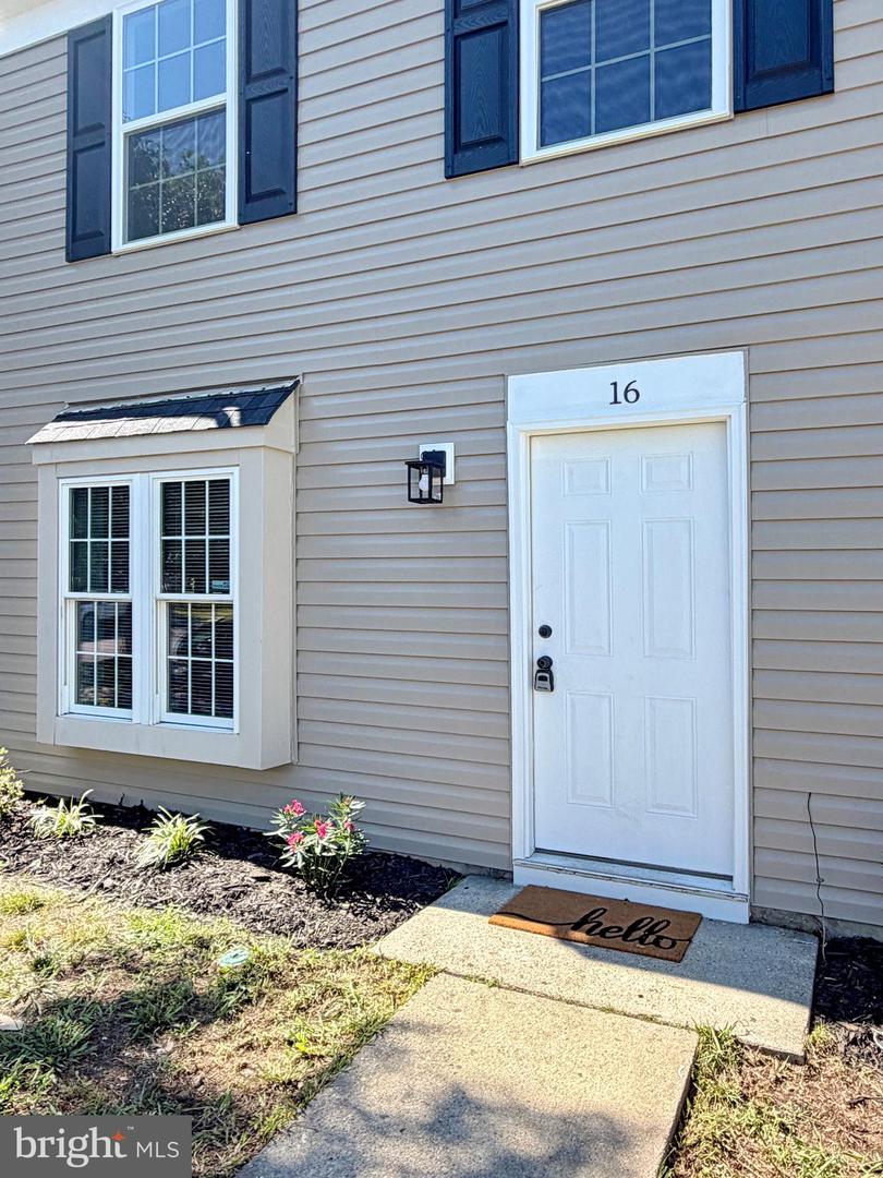 16 Chinaberry Lane