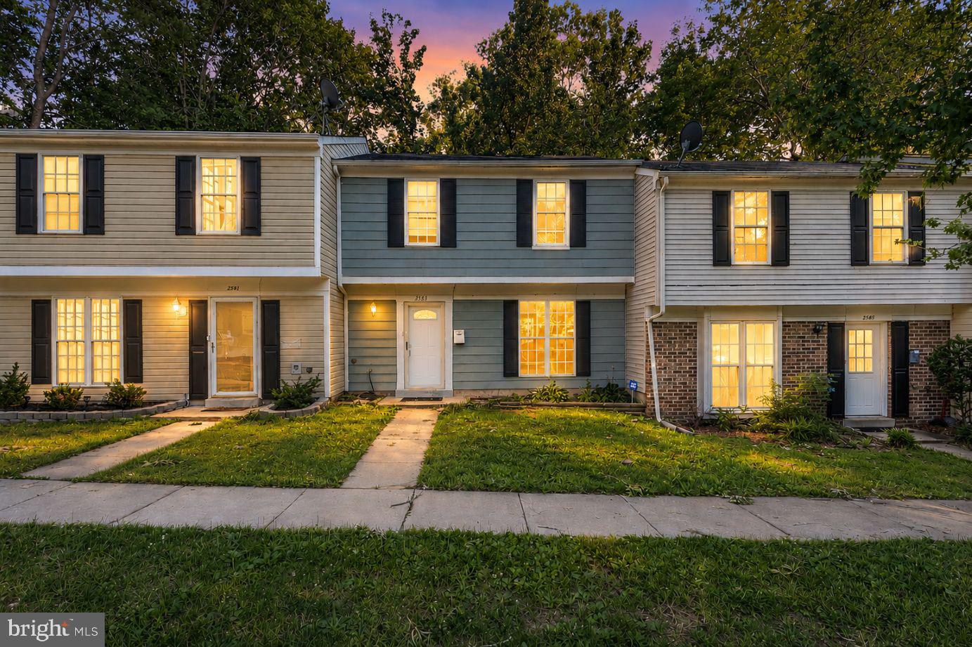 2583 Robinson Place