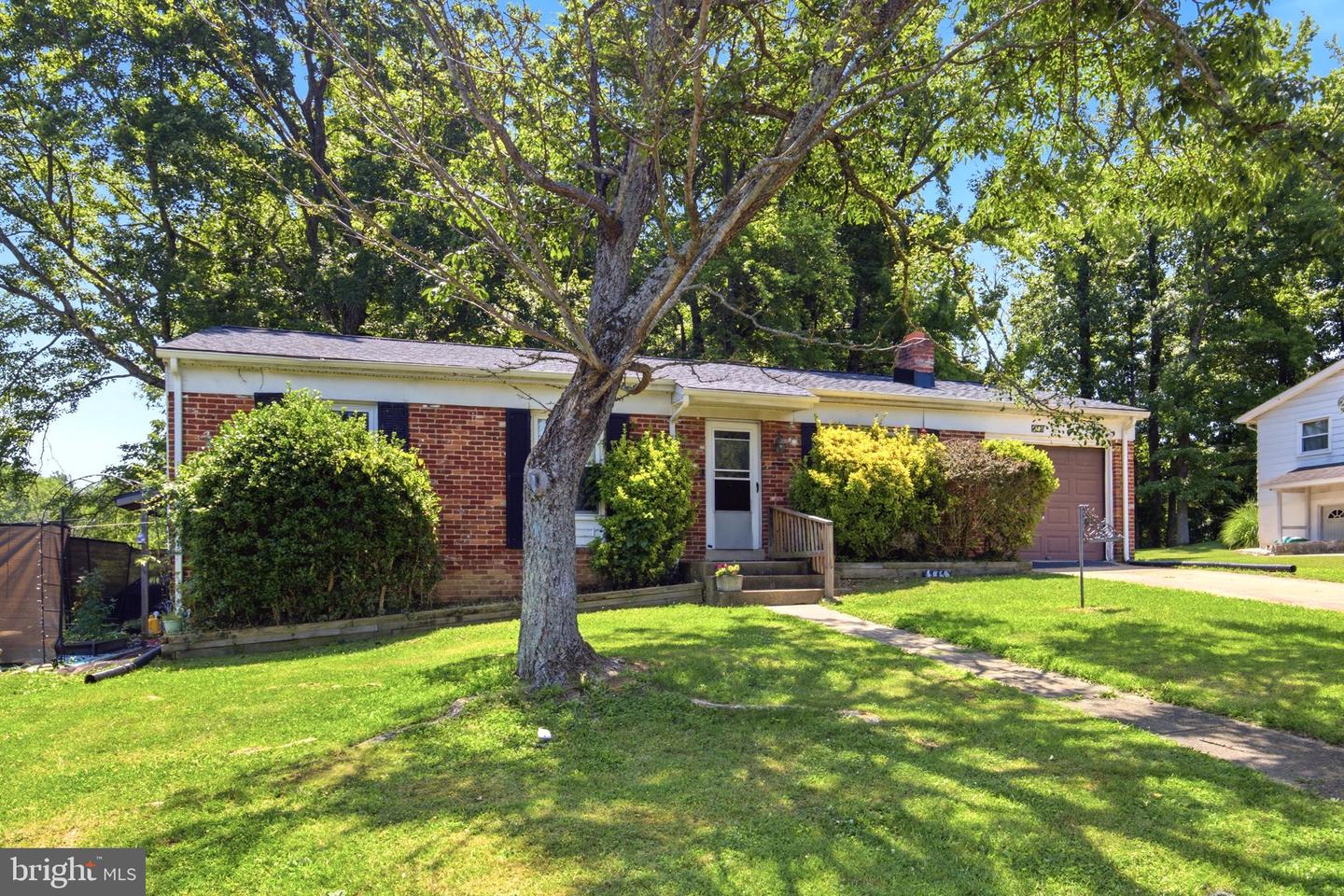 6865 Arbor Lane