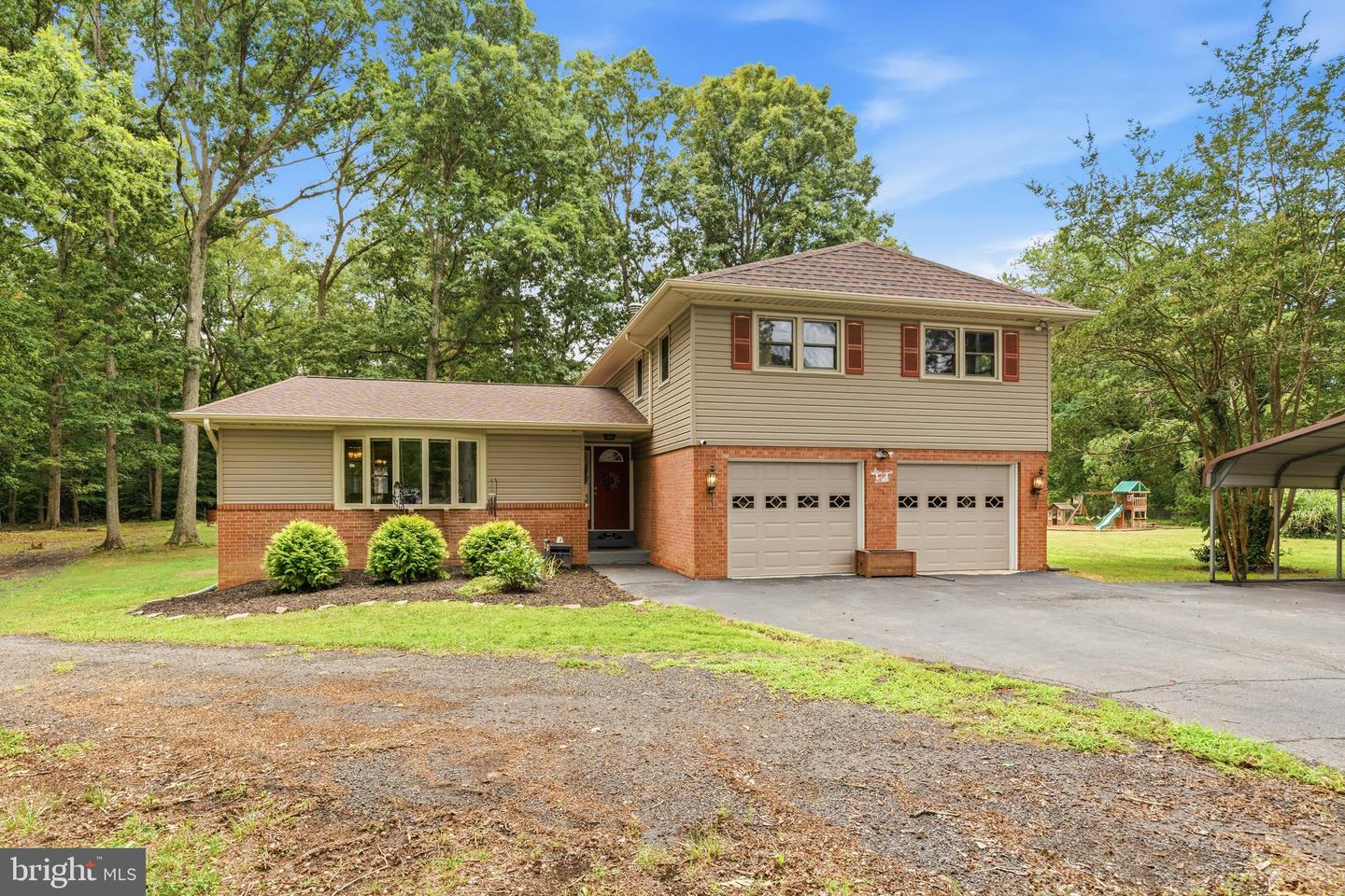 6675 Oakwood Circle