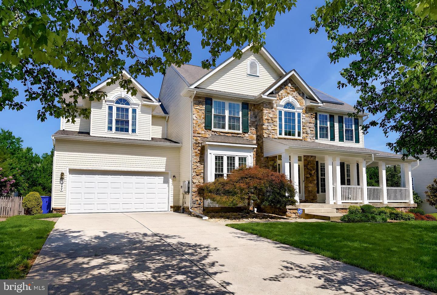 1002 Canterbury Lane