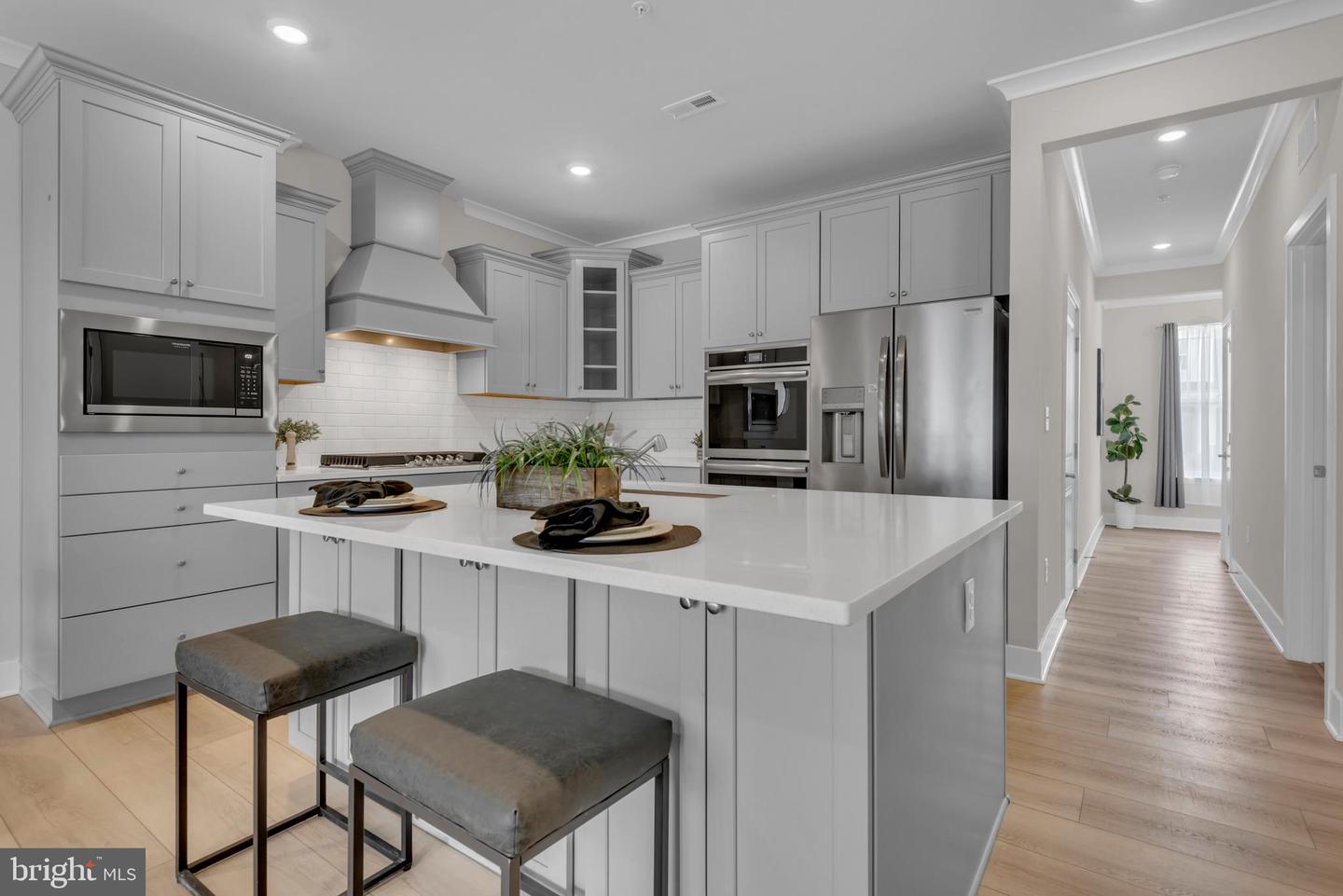 10722 Great Lakes Pl