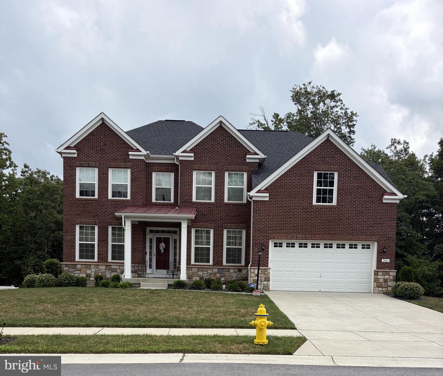 2422 Tree Vista Court