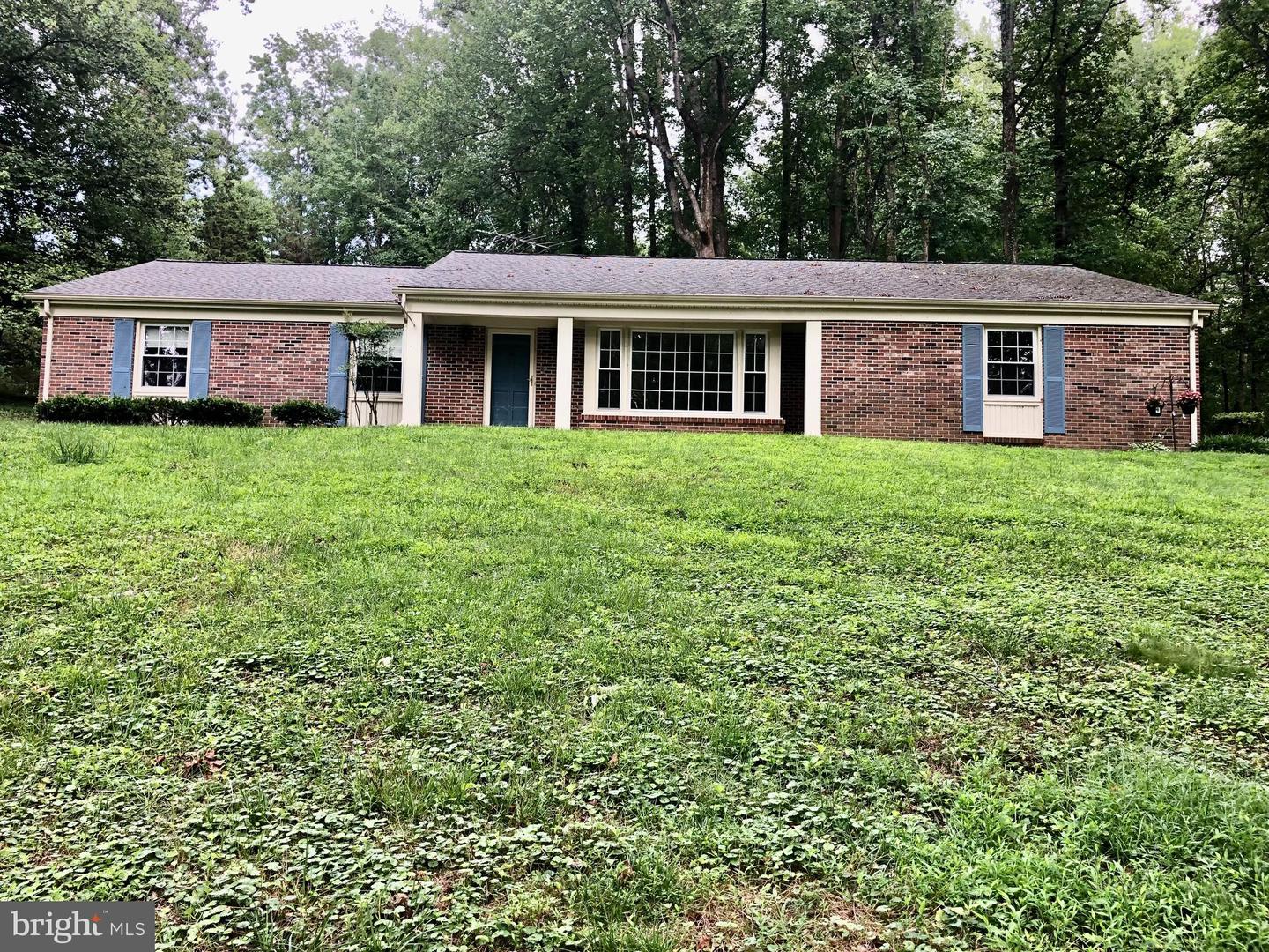 6250 Sleepy Hollow Road
