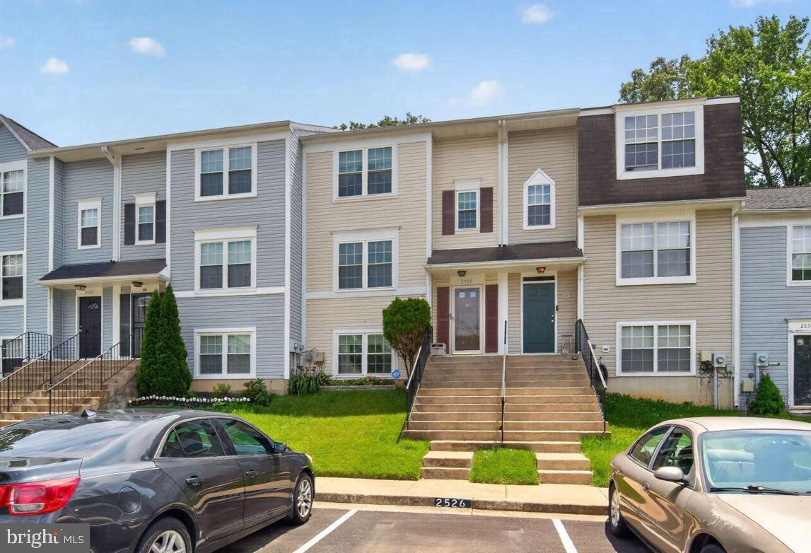 2526 Regal Place